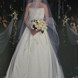 Classic Custom White Bridal Bustier with Swarovski Crystal and Pearl